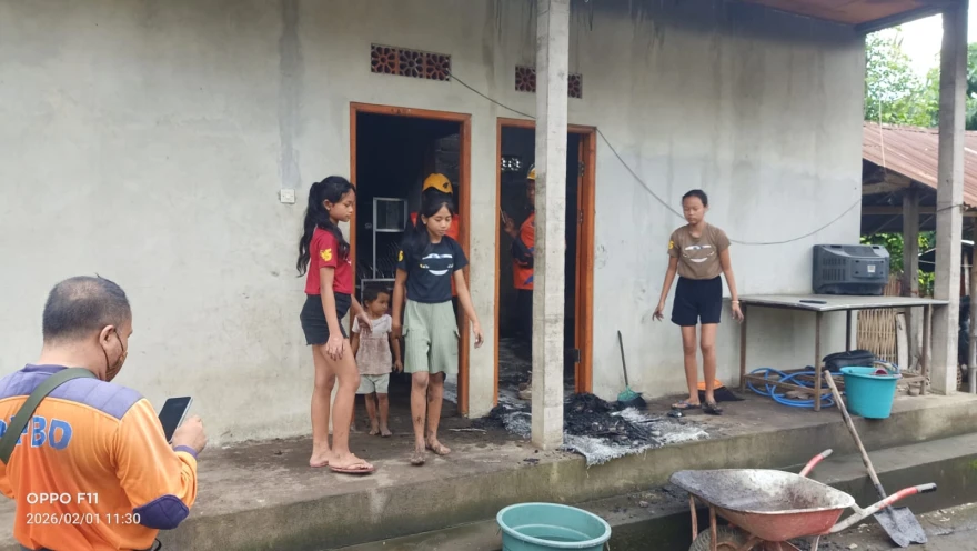 BENCANA KEBAKARAN TERJADI DI BANJAR DINAS MUNTIG DESA TULAMBEN